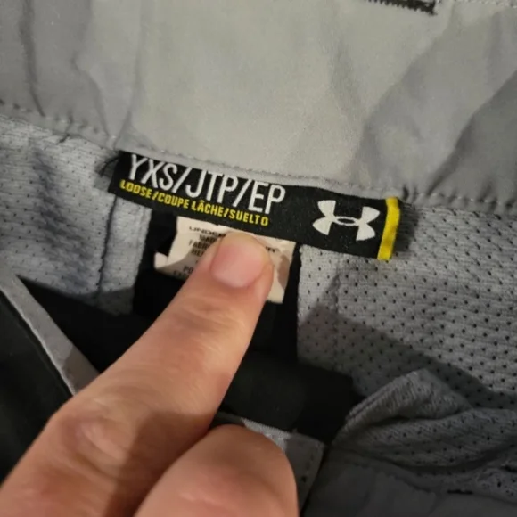 Boys Sporty Surfer Outfit Bundle - Picture 3 of 8